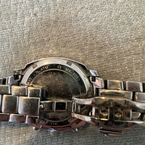 Quartz Face Michael Kors Watch!